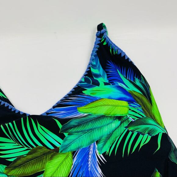 Salt & Cove Tropic Glow Embroidered Edge Swimsuit - Picture 7 of 10